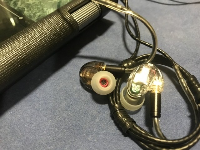 低音が美しく響く素敵な逸品。基本アイテムとして推奨。』 Westone UM