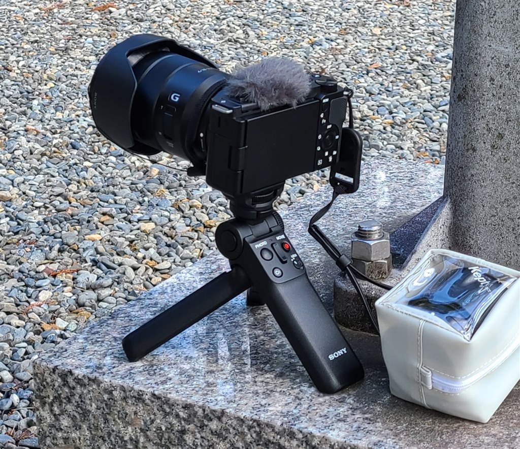 持ち運びやすい。掲げて撮影しやすい。』 SONY GP-VPT2BT motogakiさん