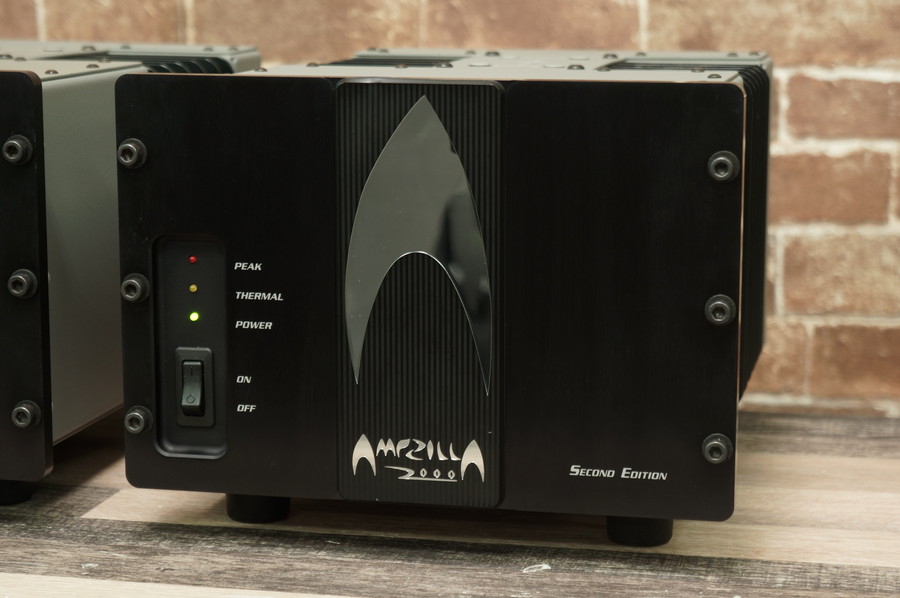 SST Ampzilla 2000SE アンプジラ モノラルパワーアンプ ペア / 2000