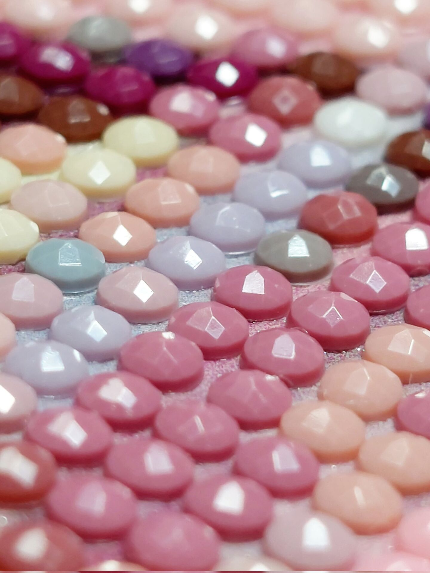 ダイヤモンドアートオーダー: キラキラ輝く個性を表現できる新感覚