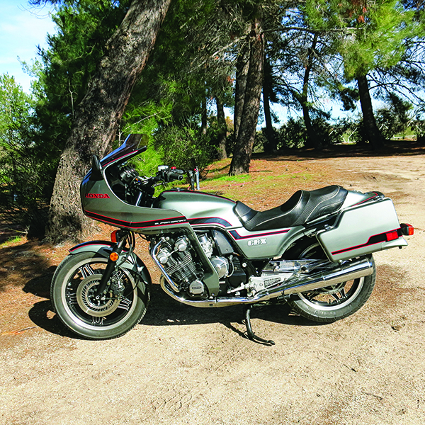 Retrospective: 1981-1982 Honda CBX 1000 Super Sport | Rider Magazine