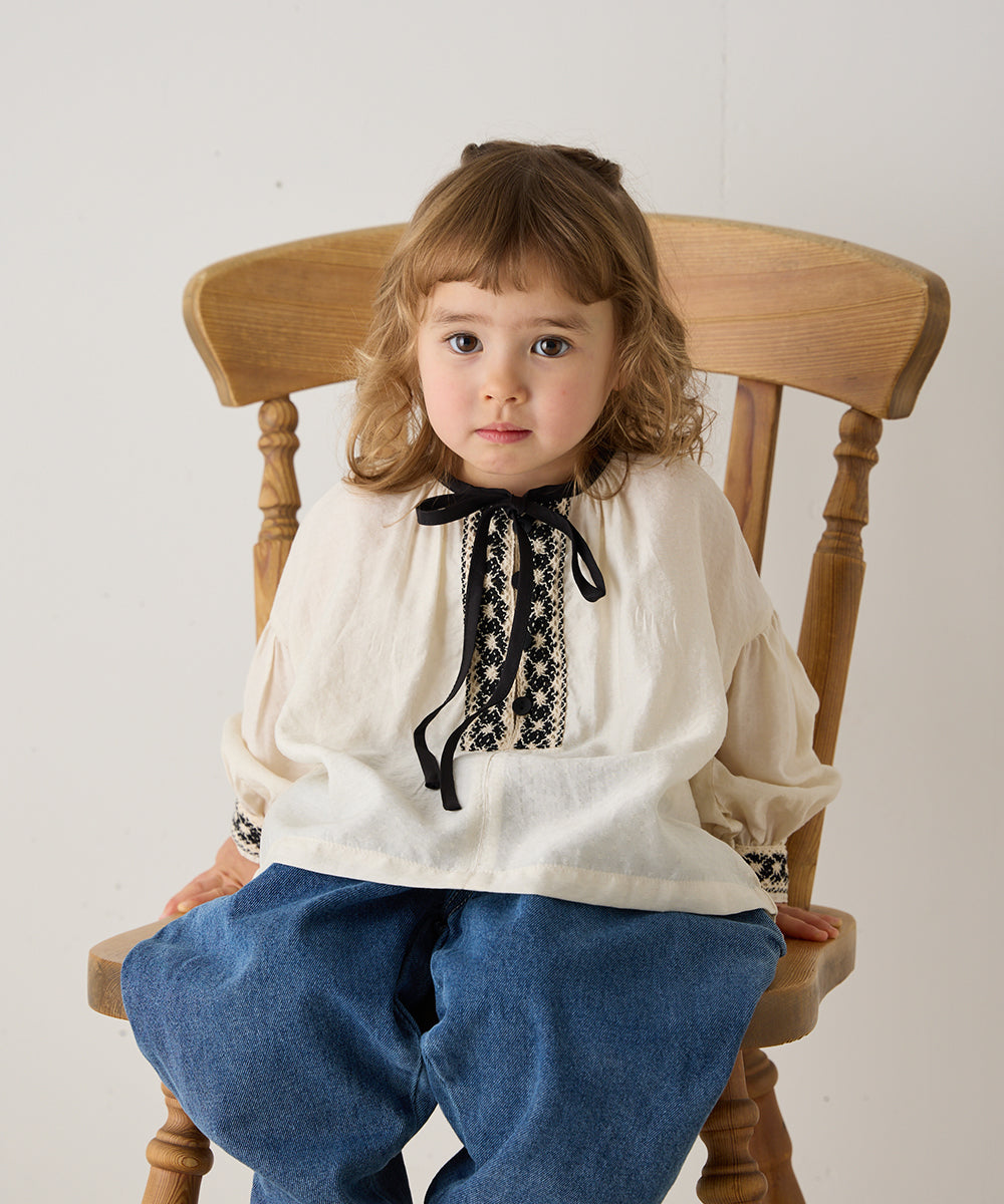 エスニックレースブラウス