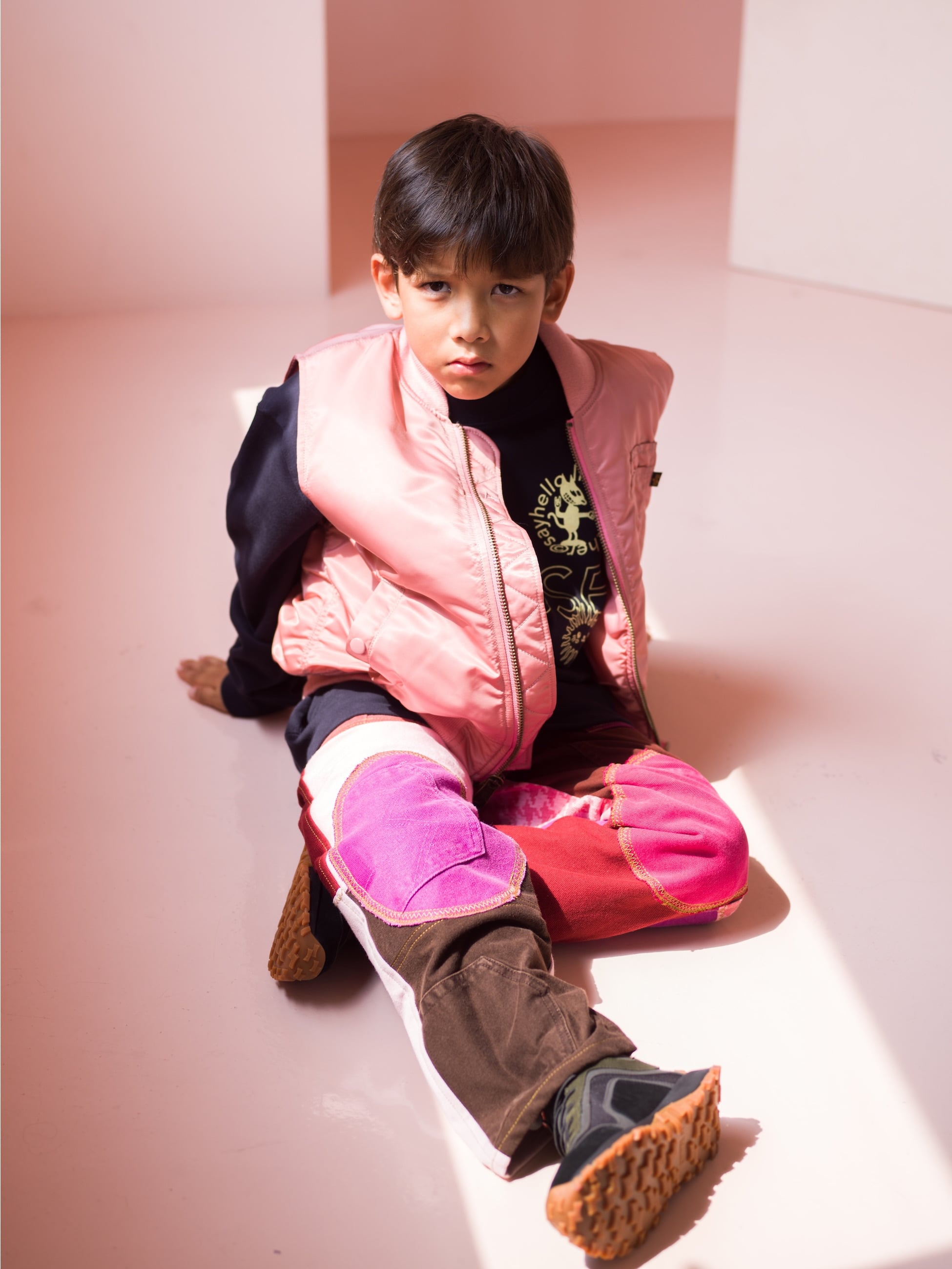 キッズ パッチワーク デニムパンツ（ピンク＆レッド/6Y）｜Wildrootz