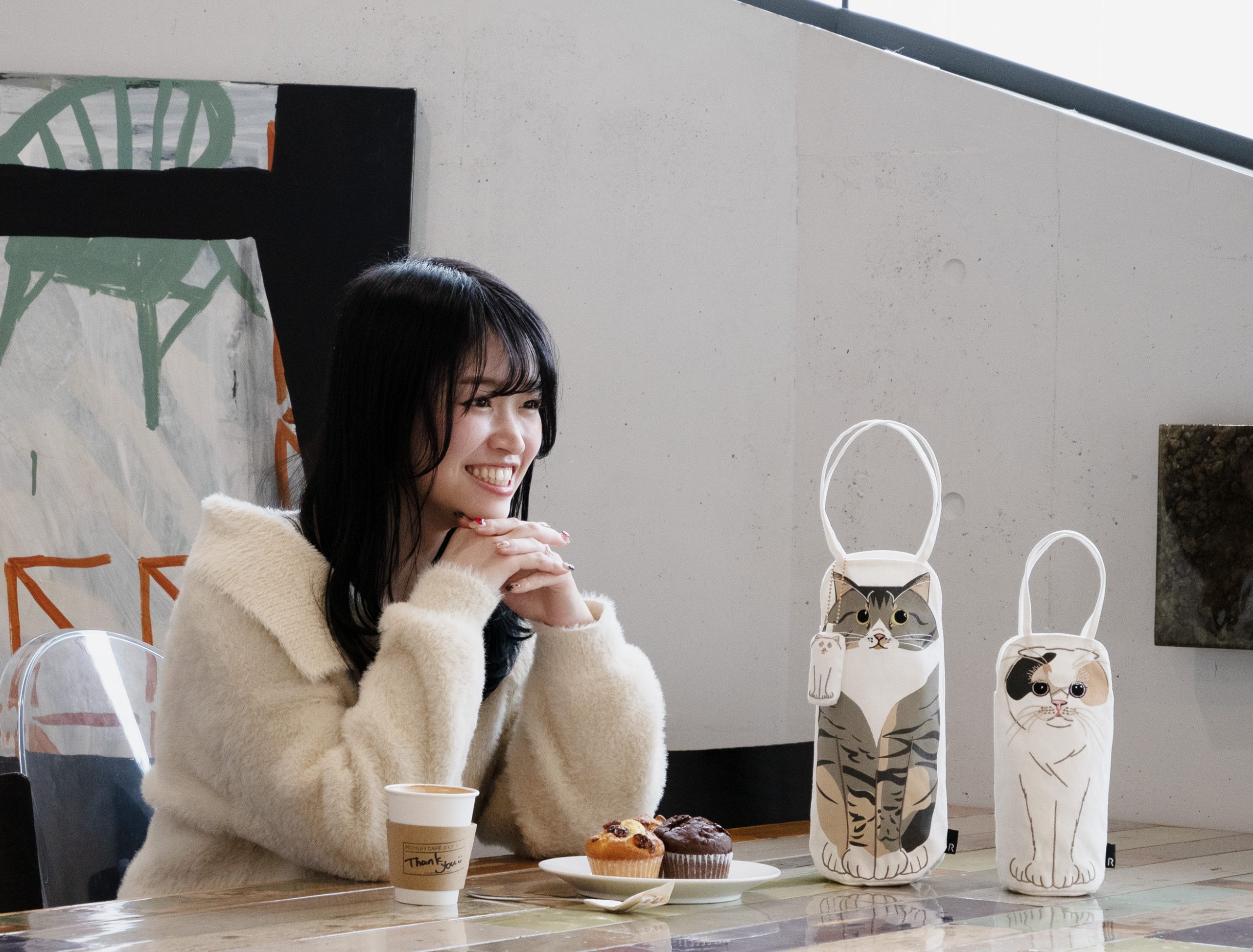 インフルエンサー・みんち🦦【#Z世代の味方】×ROOTOTEコラボによる