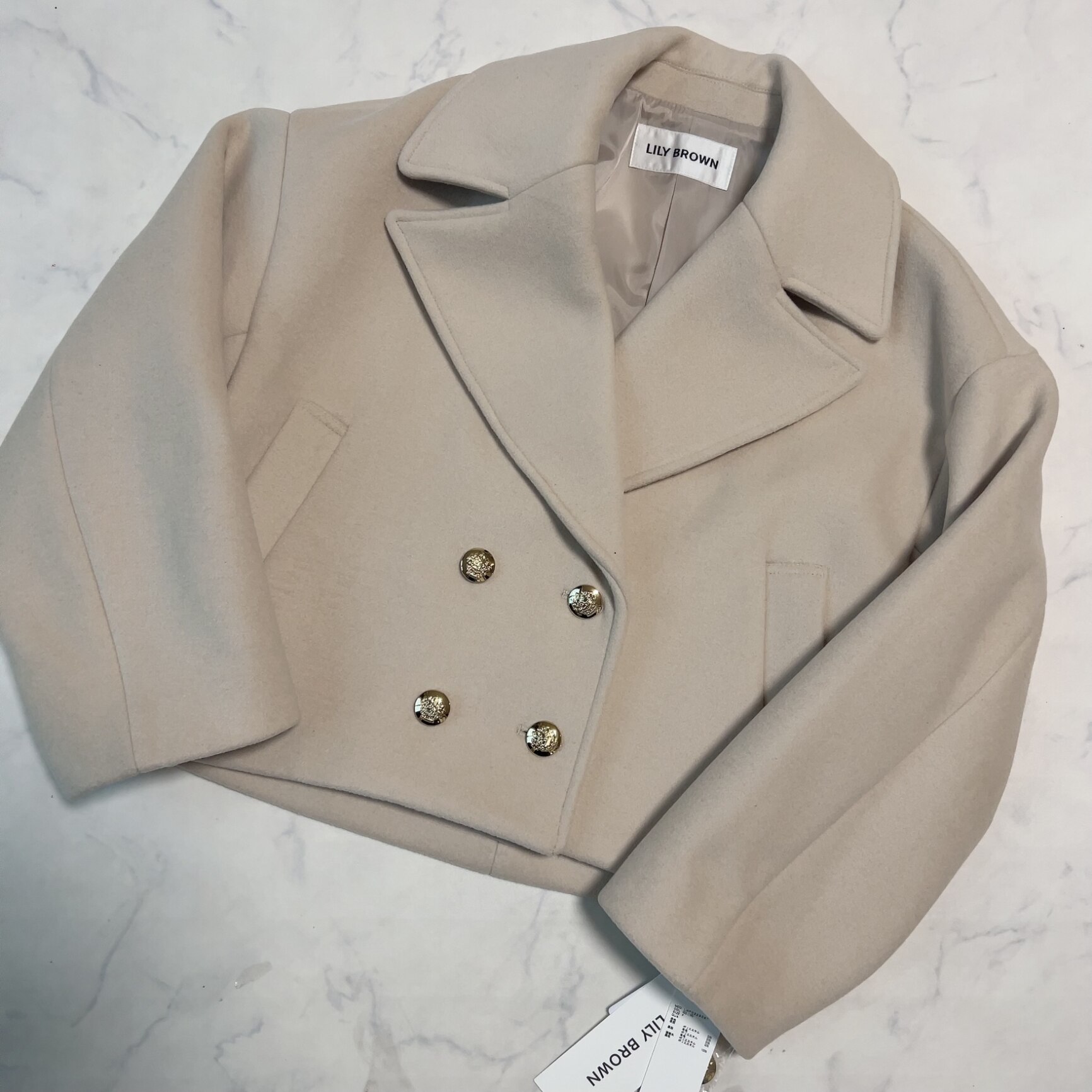 SALE／30%OFF】Lily Brown ダブル釦ショート丈コート リリーブラウン