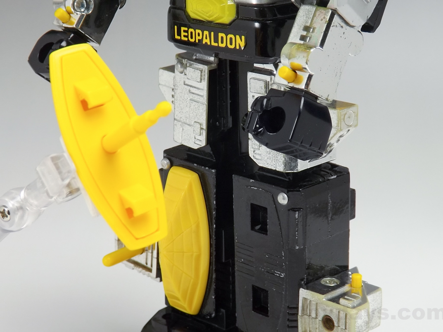 GA-90 DX超合金 DX レオパルドン ポピー レビュー | RoboToyDays