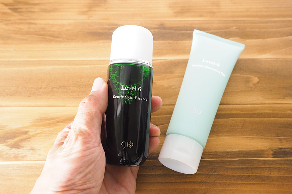 クロロフィル化粧品 Level6の口コミレビューと成分分析。ニキビ肌を