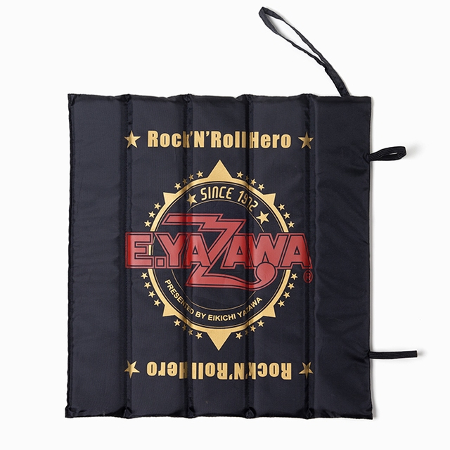 スタジアムクッション(ロゴ)｜DIAMOND MOON通信販売｜矢沢永吉公式サイト