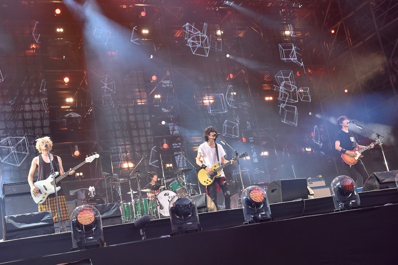 完全レポ】BUMP OF CHICKEN、日産スタジアム。万感のステージのすべて