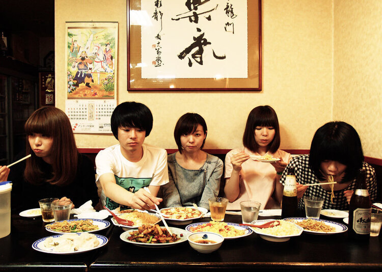 平賀さち枝とホームカミングス、“白い光の朝に”のMV公開 (2014/09/03