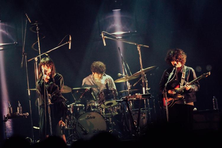 Laura day romance - COUNTDOWN JAPAN 25/26 ライブ写真＆セットリスト