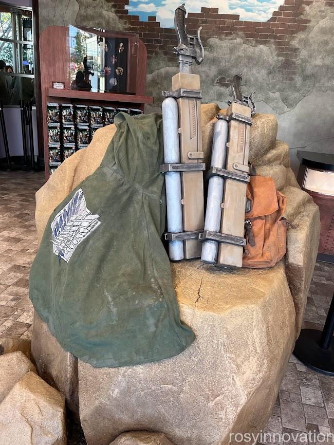 USJ】進撃の巨人グッズ2022(立体機動装置とフィギュア購入レポあり