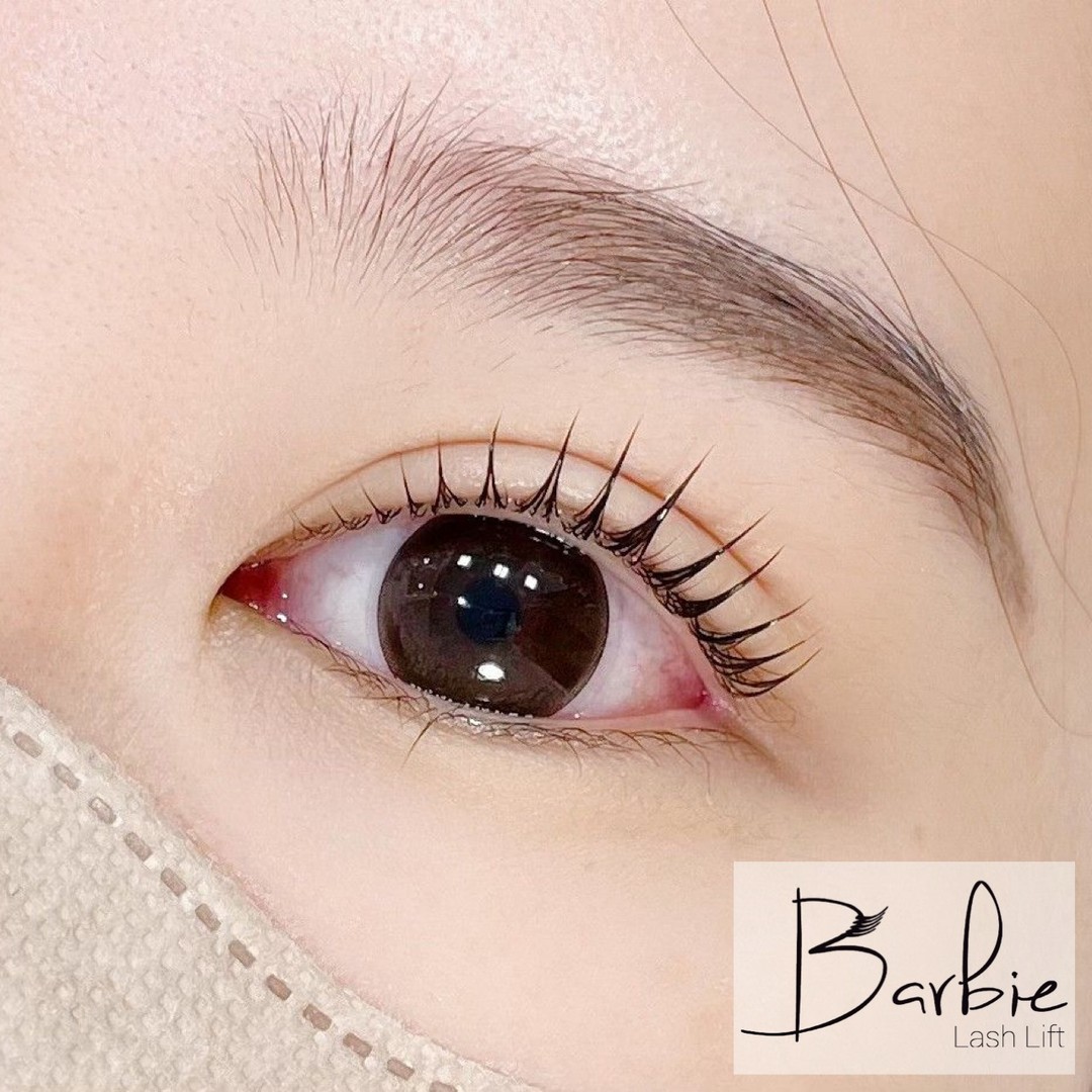 ☆2024年流行りのアイメイク☆【ROSANNA ロザンナ】まつ毛 エクステ