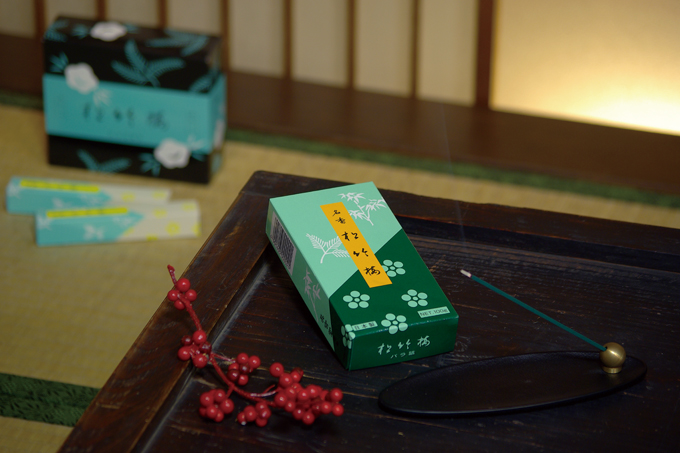 松竹梅 | 線香 | 神仏用ローソク・お線香の『カメヤマローソク』