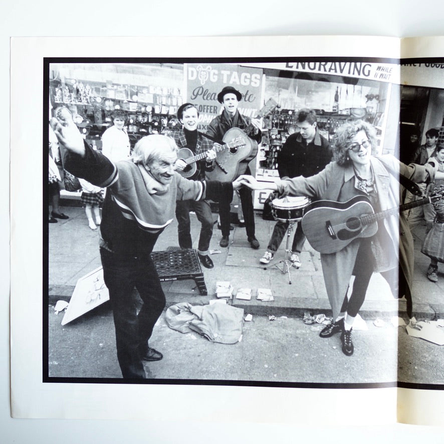 Fairground Attraction - The First Of A Million Kisses［used］