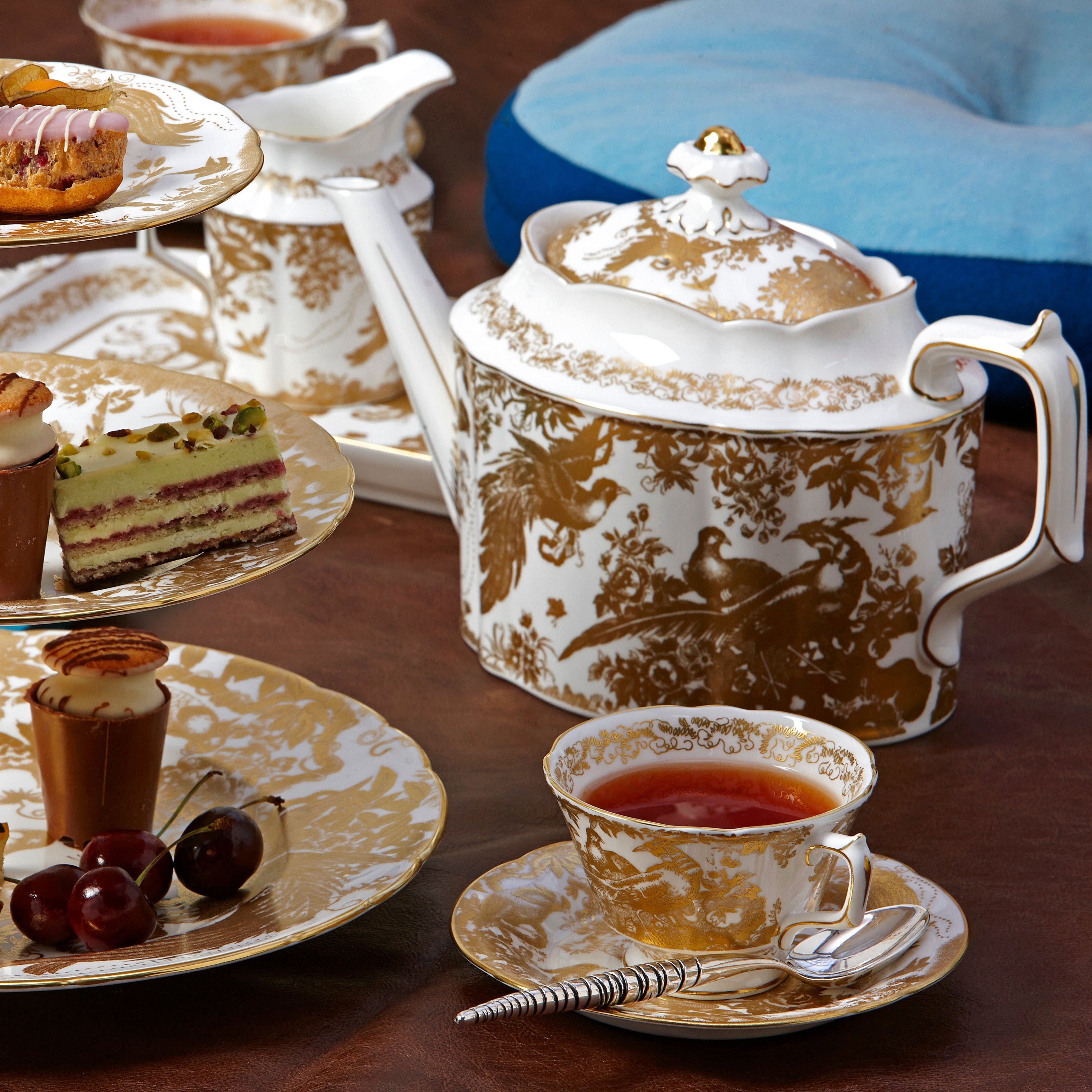 エイビス ゴールド ティーポット(485-1650ml) – ロイヤルクラウンダービー