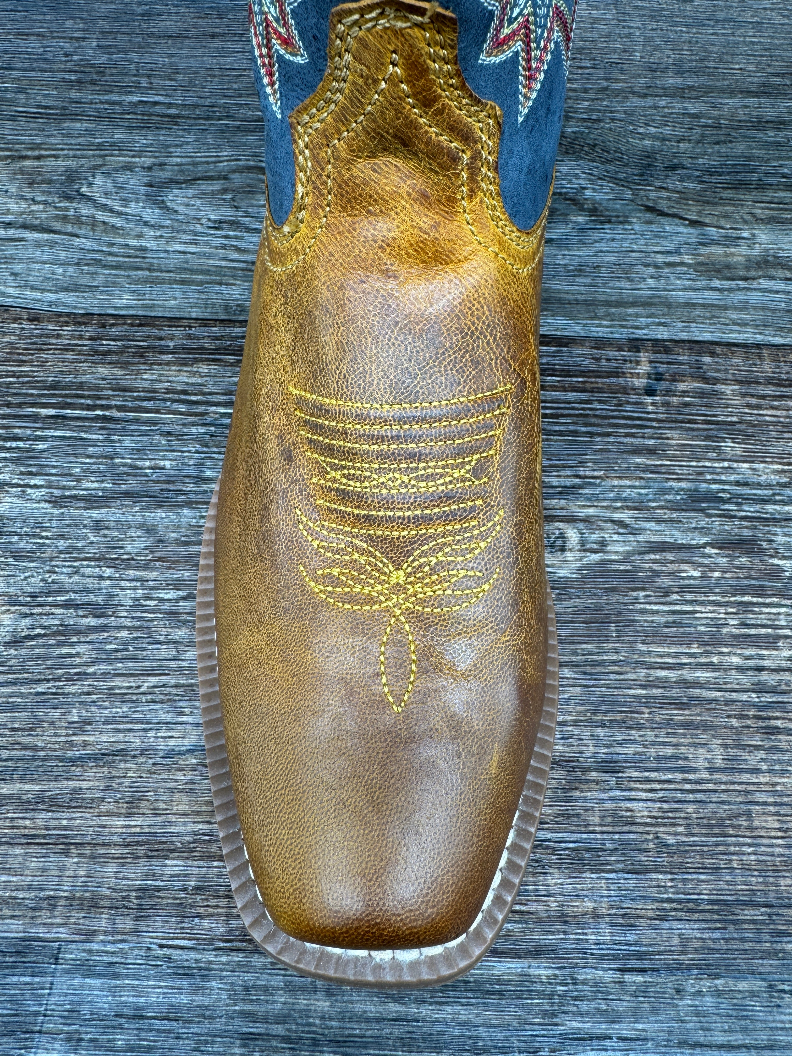 FN7251 Men's Showoff Square Toe Western Boot by Justin – Rushing Boots