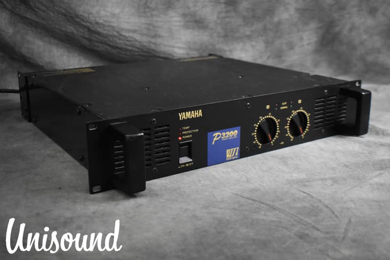Yamaha P3200 Stereo Power Amplifier in Very Good Condition | Reverb