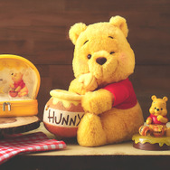 プーさん新コレクション「HONEY DAY」展開中 ぬいぐるみや雑貨が登場