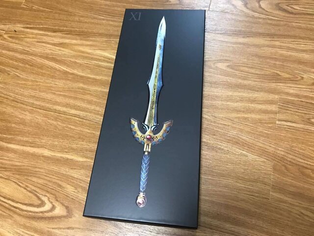 勇者のつるぎが届いた！『ドラクエXI』PS4/3DSダブルパックミニ開封