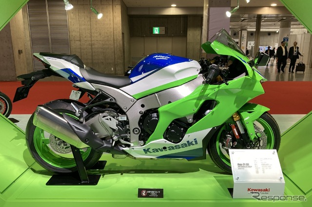 カワサキ Ninja 40周年記念モデル発売へ、懐かしのZXRカラーが帰って
