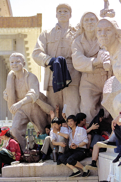 無名の反逆者」カメラマンが写した天安門事件 - WSJ