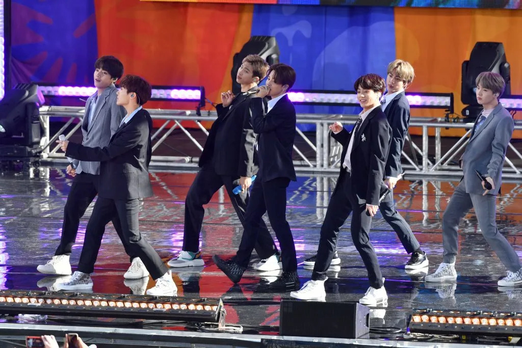 J-HOPEモデル シューズ size23.0 IDOL BTS×FILA