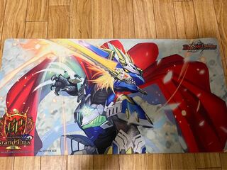 蒼き団長ドギラゴン剣プレイマットGP7th 中古