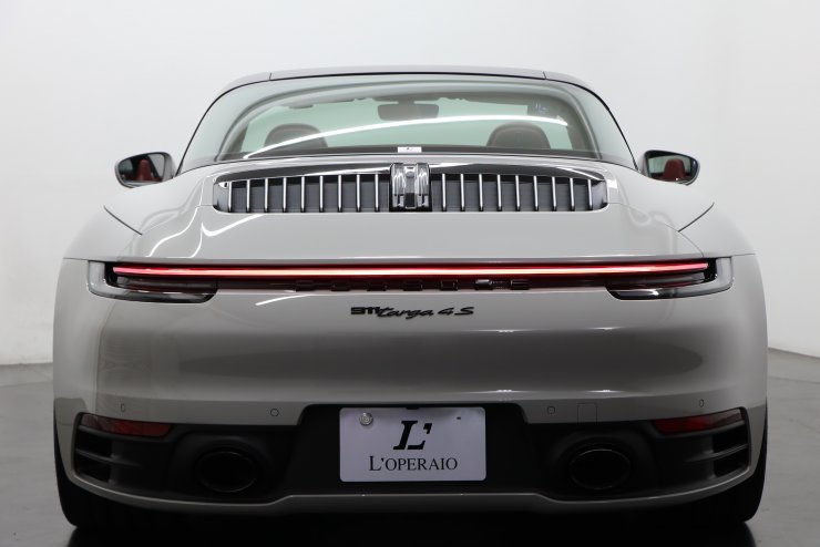 ポルシェ 911(Type992) Targa 4S PDK オプションカラー：クレヨン
