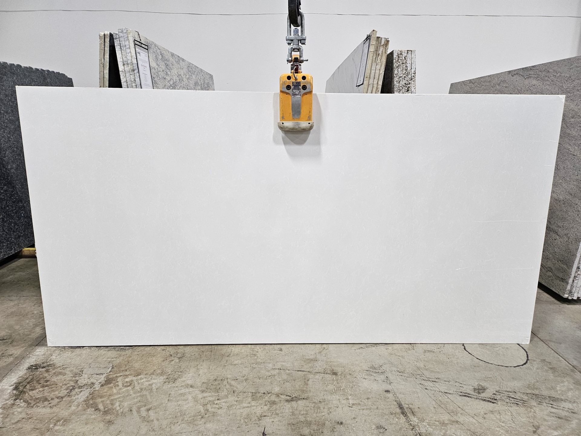 3CM MYSTERY WHITE ENG. QUARTZ Engineered Quartz SLAB | Mont Surfaces