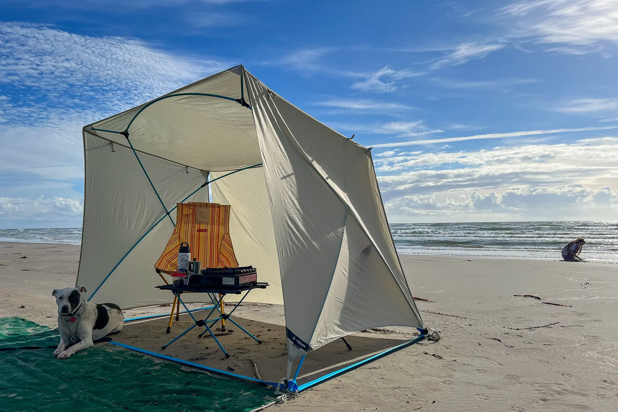 Helinox Royal Box Review: Lightweight, Packable Box of Shade