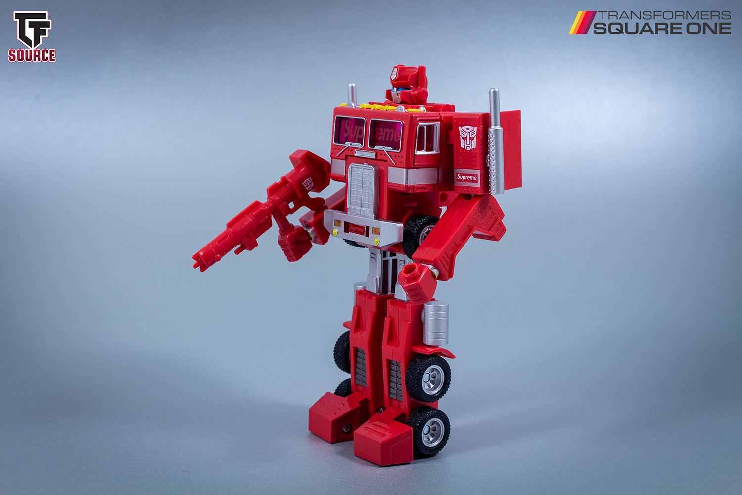Gallery: Supreme G1 Optimus Prime