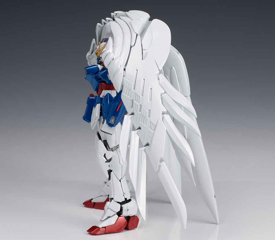 RG ウイングガンダムゼロEW ＆ ドライツバーク［チタニウム