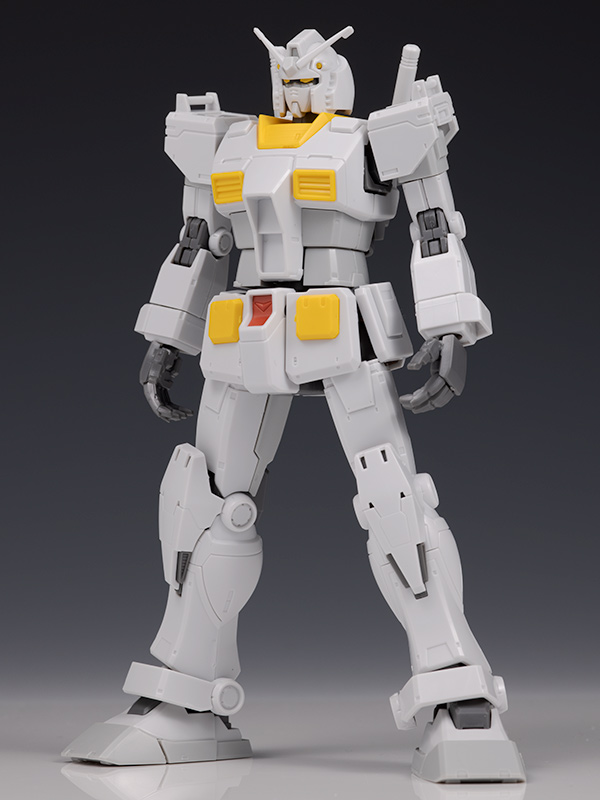 HG RX-78-02 ガンダム ロールアウトカラー（GUNDAM THE ORIGIN版