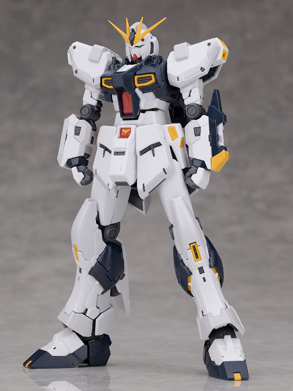 RG νガンダム（ダブル・フィン・ファンネル装備型） レビュー