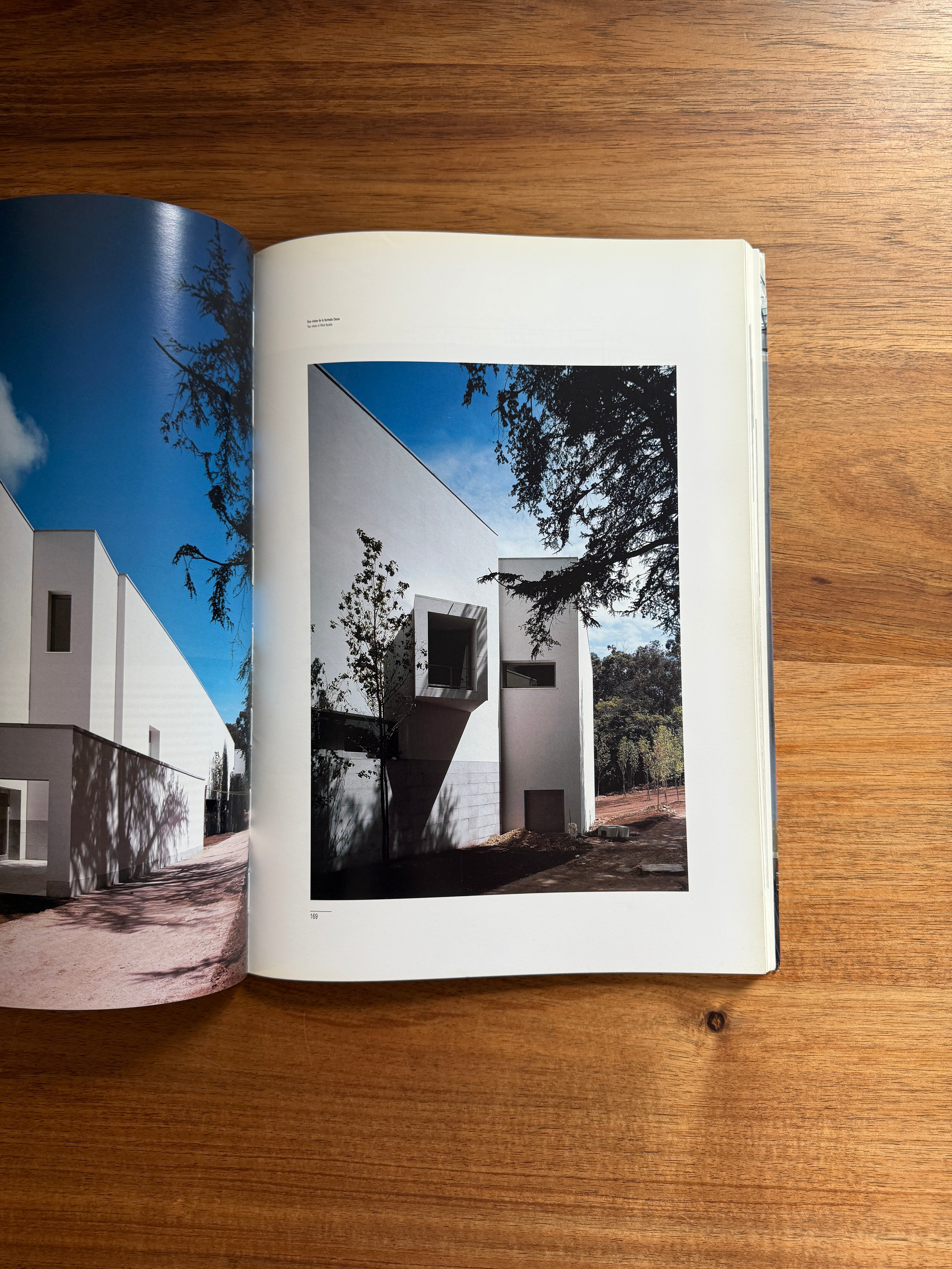 El Croquis: Alvaro Siza 1995-1999 – Sams Book Shop