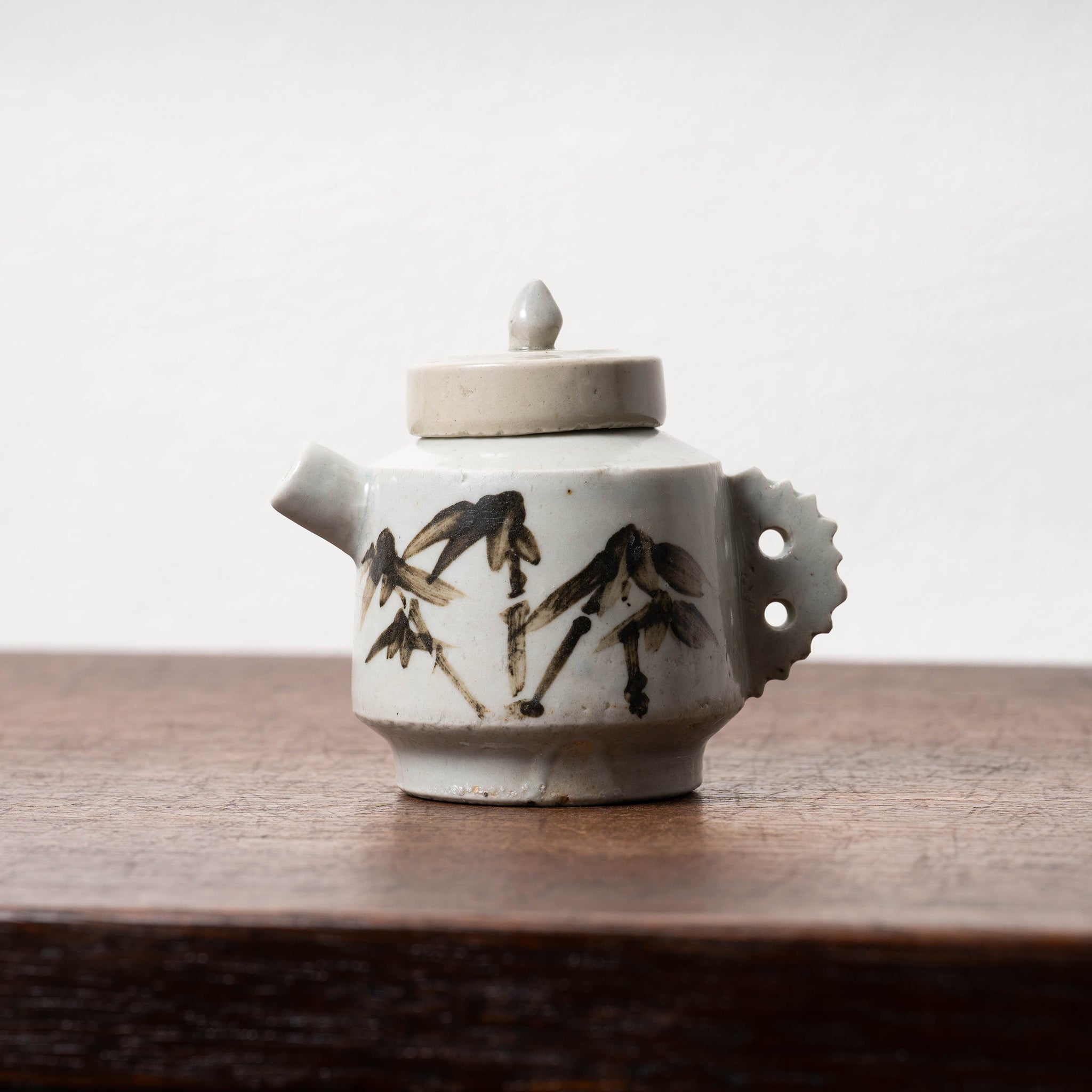 時代古作品❗】中国古美術 中国古陶磁器 瑠璃釉 壽 寿文字彫り 長頸壺