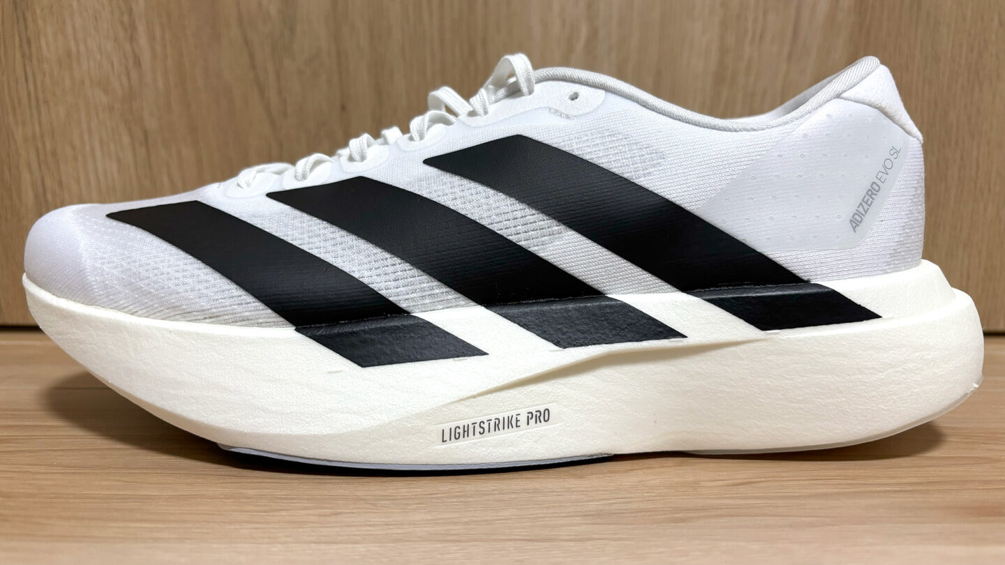 実費レビュー】アディダス Adizero EVO SLの性能を検証！8万円シューズ