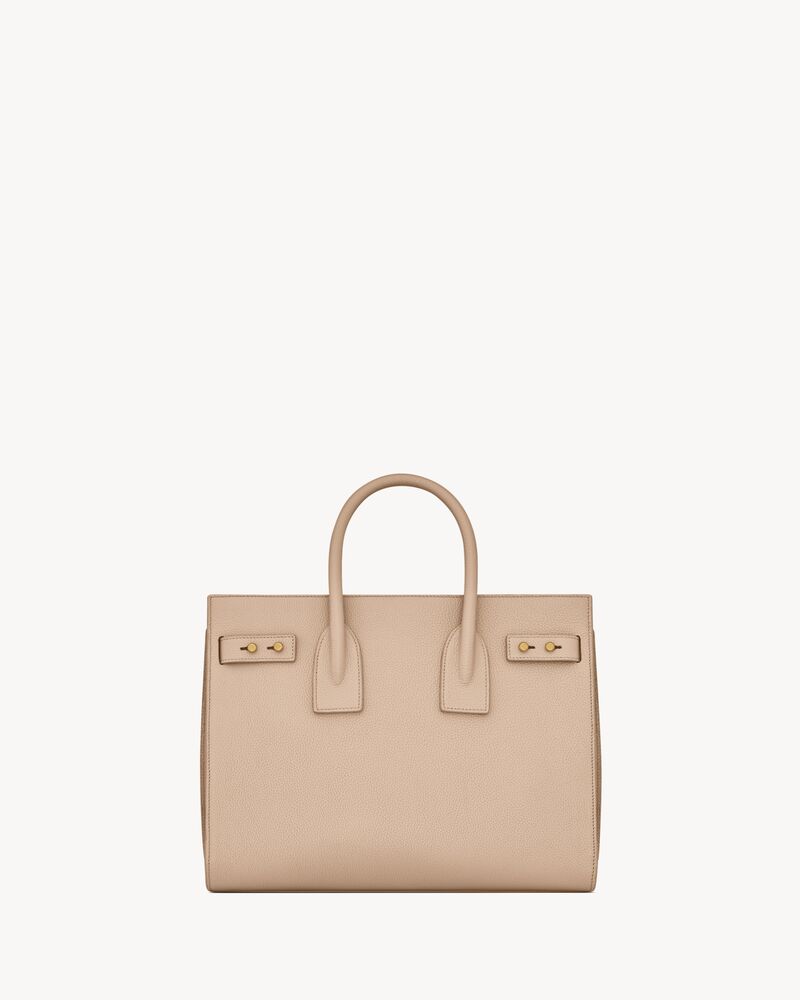 Medium-717447DTI0W2721_B.jpg?v=3