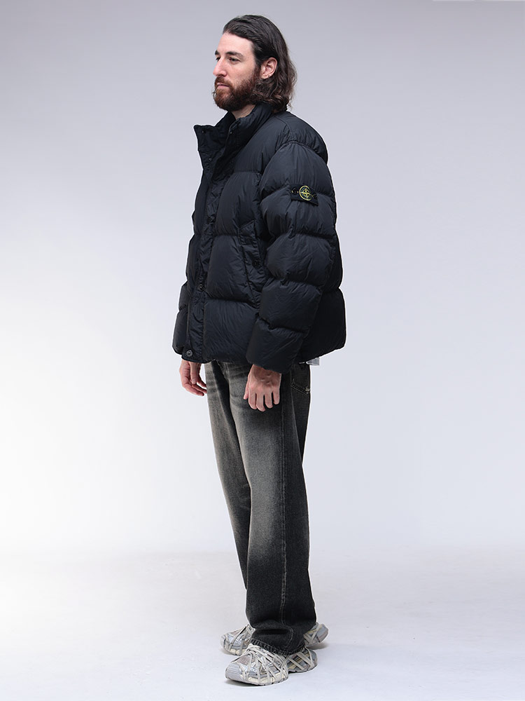 STONE ISLAND (ストーンアイランド) リサイクルナイロン 防風 ダブルス