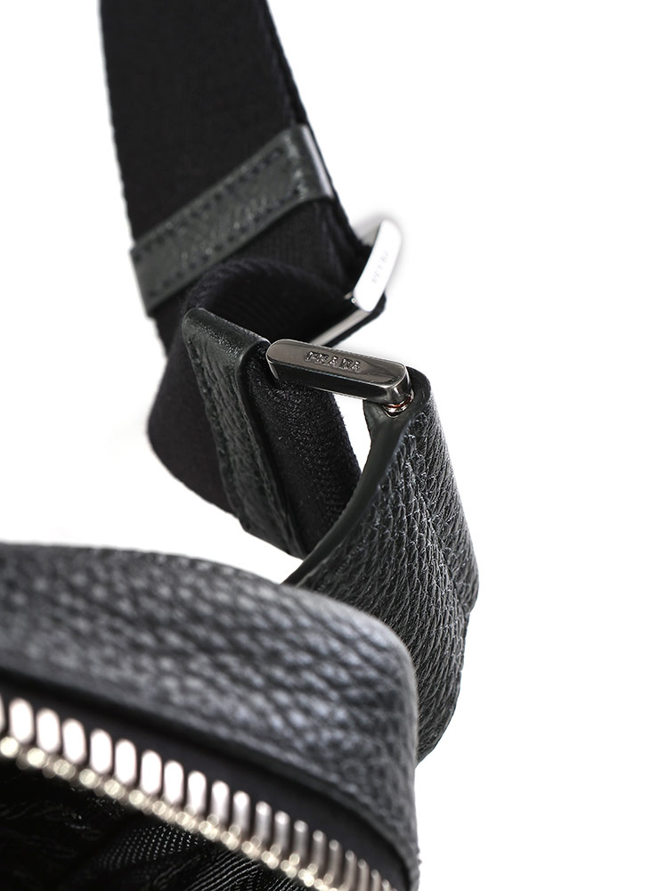 PRADA (プラダ) ヴィッテロダイノレザー ショルダーバッグ