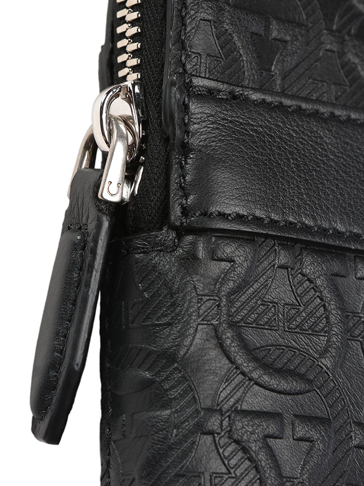 Salvatore Ferragamo (サルヴァトーレフェラガモ) エンボスガンチーニ