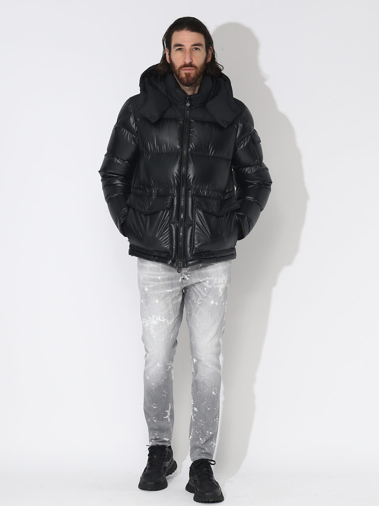 MONCLER (モンクレール) フード取り外し フルジップ ダウンジャケット