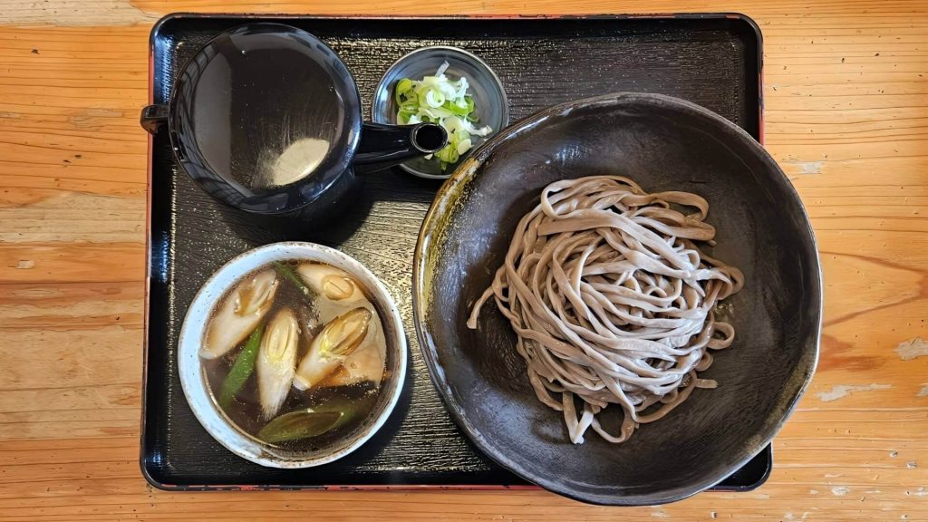 手打ちそばさくら 平岡公園本店】黒松内産「奈川」を使用した田舎蕎麦