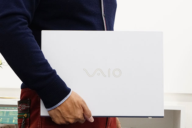 2020年秋デビューの新色！ VAIO S15 ホワイト を写真で紹介します！