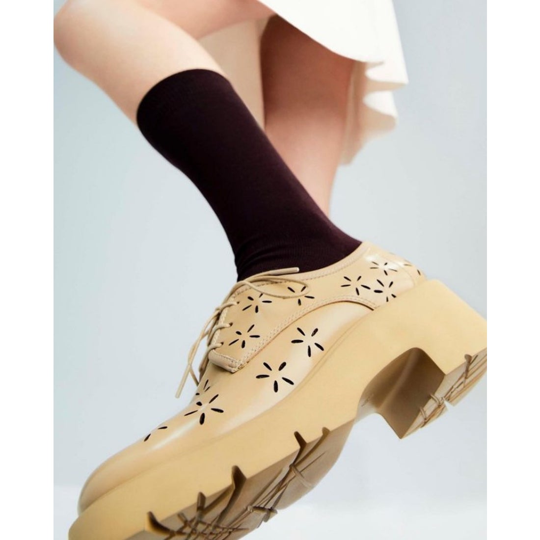 カンペール CAMPER [カンペール] MILAH / フラットシューズ （ベージュ