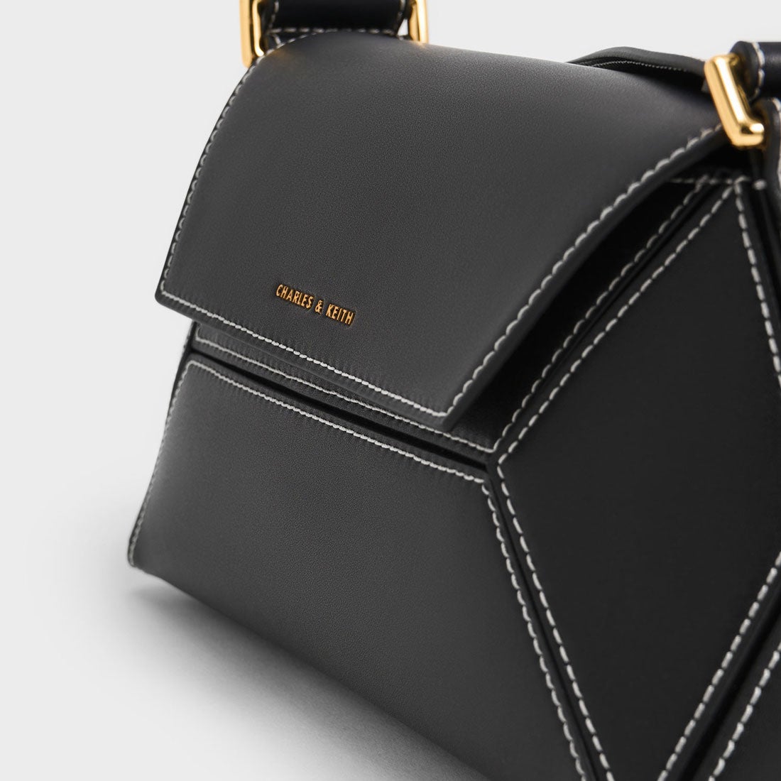 CHARLES & KEITH Nasrin ナスリン ジオメトリックショルダーバッグ