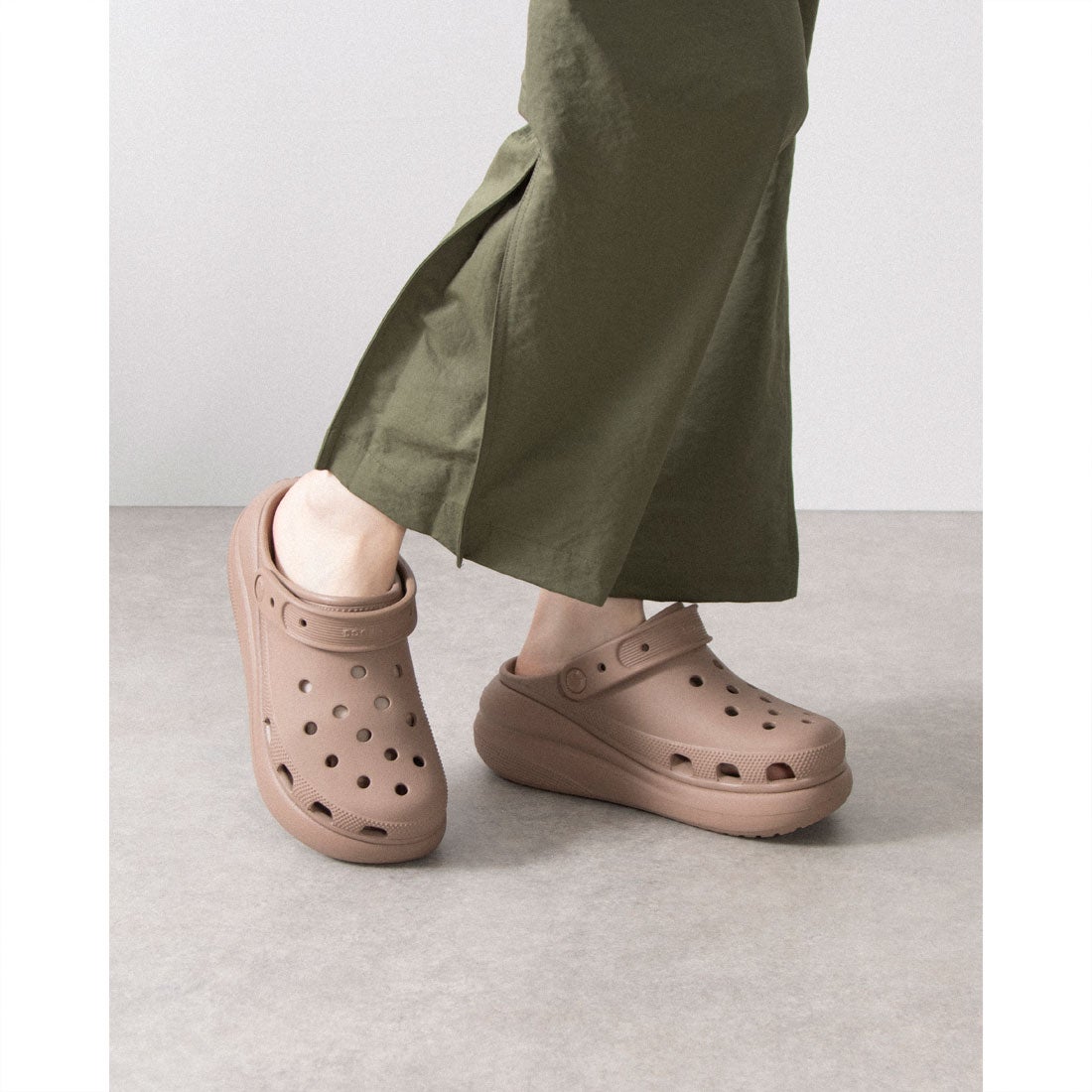 クロックス crocs レディース サンダル 厚底 クラッシュ クロッグ