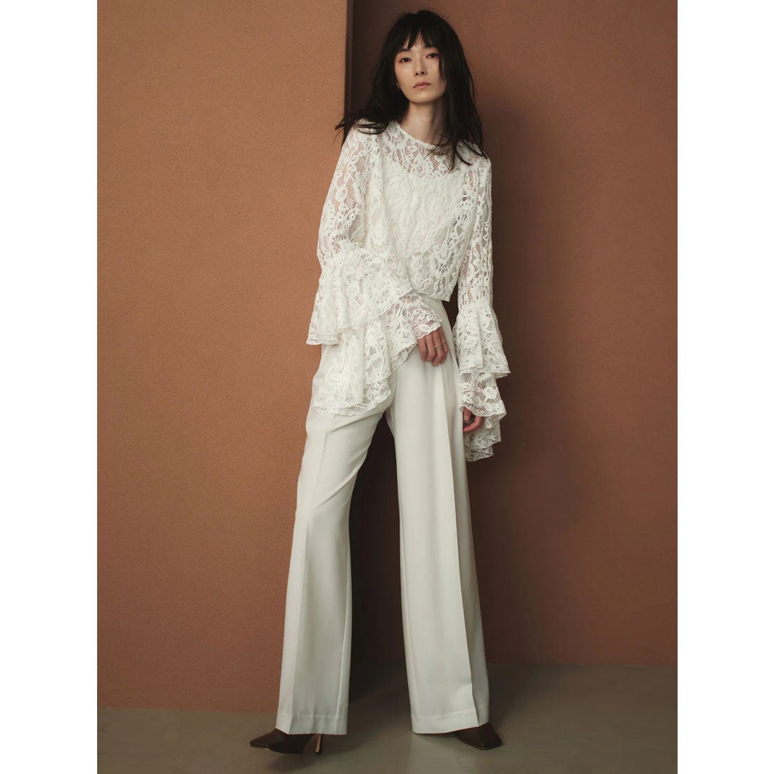 アニュアンス anuans ベロアレースボリュームスリーブブラウス