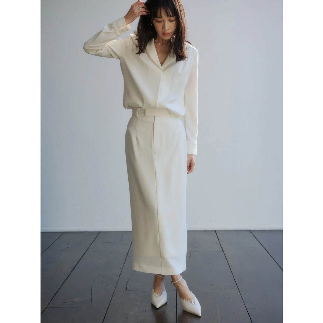 アニュアンス anuans ダブルサテンショールカラーブラウス （NAVY